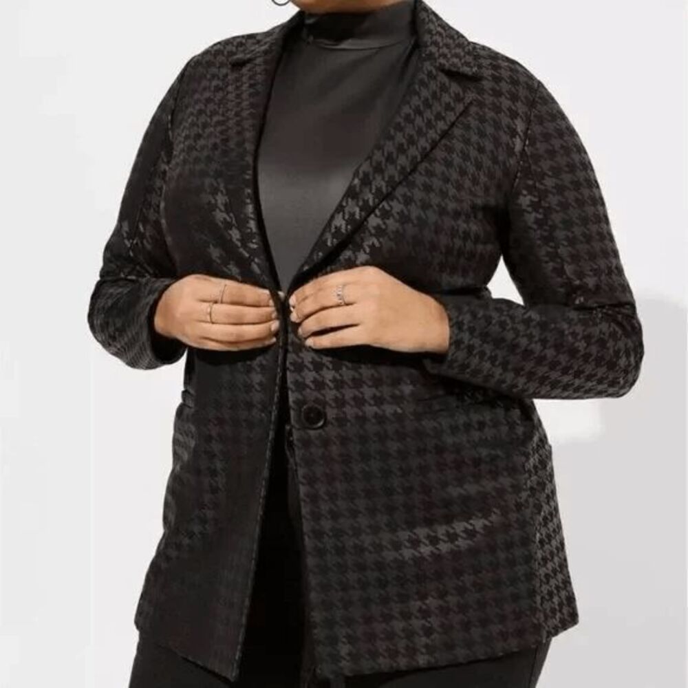 Torrid Studio Luxe Ponte Houndstooth Relaxed Blazer 2X‎ Black Gray Button Work